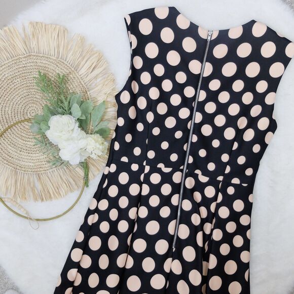 Gabby Skye Black Pink Polka Dot Scuba Fit and Flare Sleeveless Dress Size 4 - Picture 8 of 9